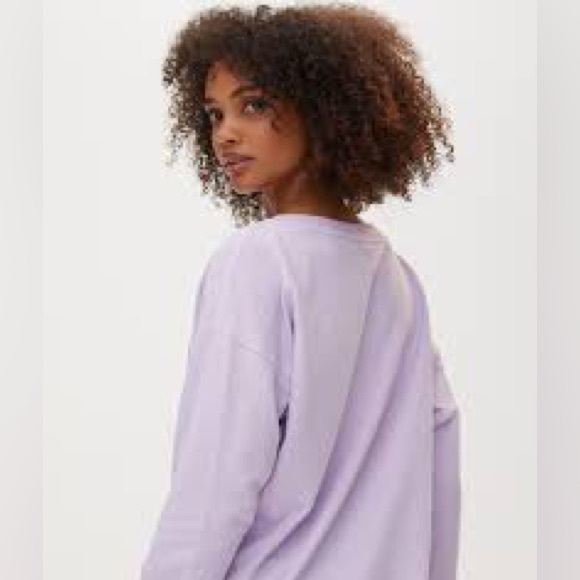 NWT Women’s Size XX-Large Fila Crewneck Sweater With Two Side Pockets Lavender - Picture 2 of 12